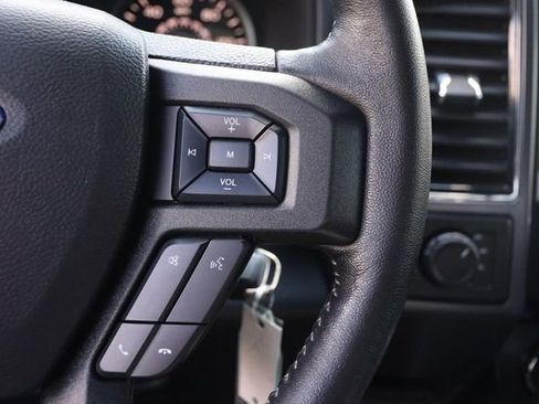 Used 2019 Ford F150 XLT w/ Equipment Group 302A Luxury AWD/4WD image 12