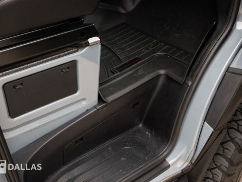 Used 2022 Mercedes-Benz Sprinter 2500 image 40