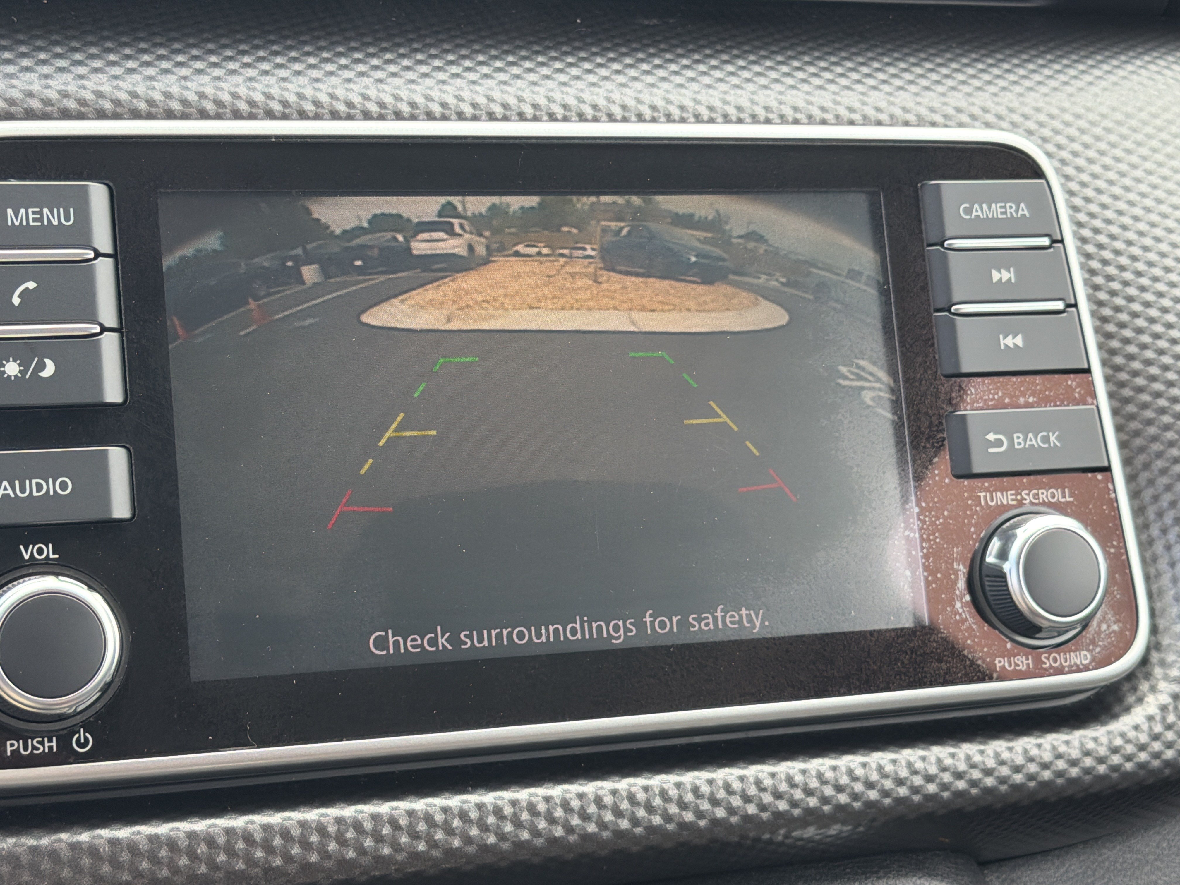 Used 2020 Nissan Kicks SV FWD image 32