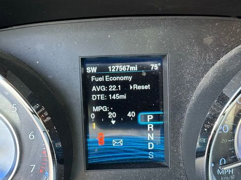 Used 2014 Chrysler 300 S w/ Light Group RWD image 10