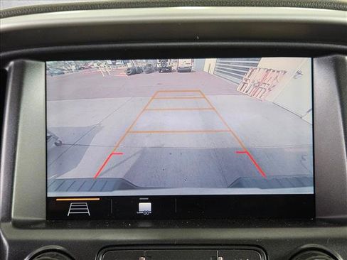 Used 2019 Chevrolet Colorado ZR2 image 18