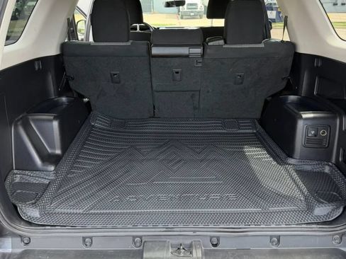 Used 2018 Toyota 4Runner SR5 RWD image 12