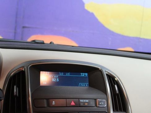 Used 2016 Buick Verano FWD image 18