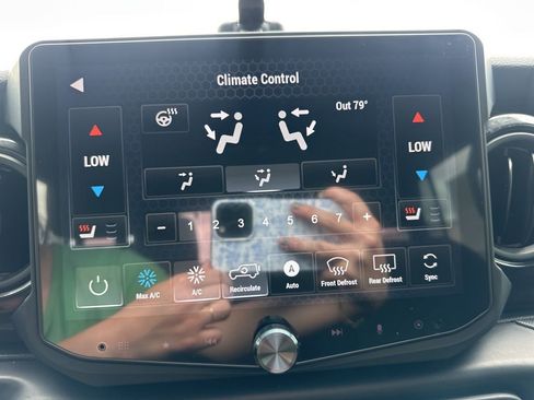Used 2021 Jeep Wrangler Unlimited Sport AWD/4WD image 36