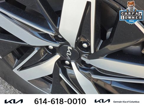 Used 2022 Kia Sorento S w/ Panoramic Sunroof Package FWD image 12