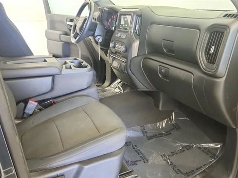 Used 2019 Chevrolet Silverado 1500 Custom w/ Custom Value Package AWD/4WD image 35