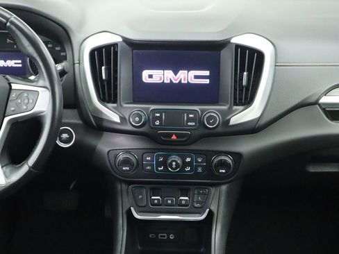 Used 2020 GMC Terrain SLT image 14