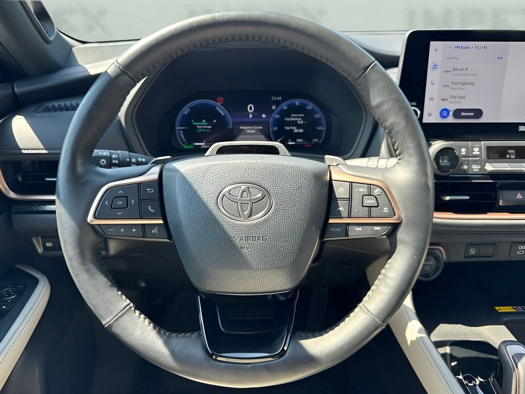 Used 2025 Toyota Grand Highlander AWD Hybrid image 14