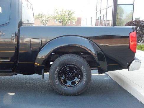 Used 2013 Nissan Frontier S RWD image 12