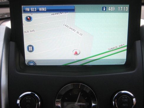 Used 2012 Cadillac SRX Luxury image 20