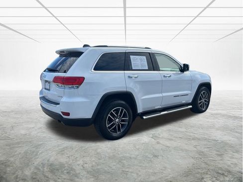 Used 2018 Jeep Grand Cherokee Limited w/ Mopar Chrome Edition Group image 4