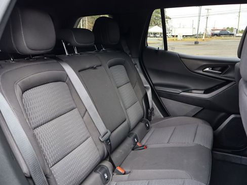 Used 2025 Chevrolet Equinox LT image 15