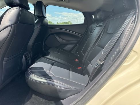 Used 2025 Ford Mustang Mach-E Premium image 9