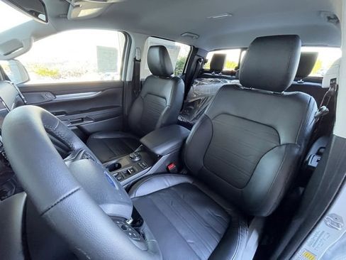 New 2025 Ford Ranger Lariat w/ FX4 Off-Road Package image 19