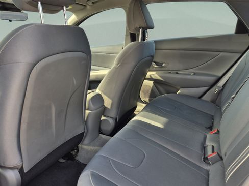 Certified 2023 Hyundai Elantra SEL FWD image 14