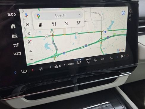 New 2026 Lincoln Nautilus Reserve image 9