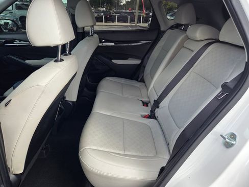Used 2023 Kia Seltos EX AWD/4WD image 8