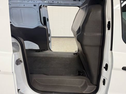 Used 2022 Ford Transit Connect XL image 24