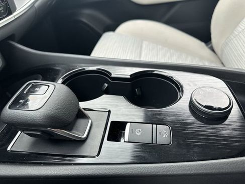 Certified 2023 Nissan Rogue SV image 26