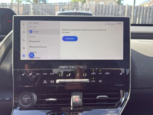 Used 2023 Subaru Solterra AWD image 29