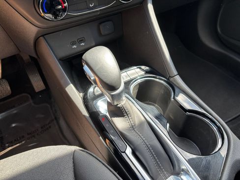 Used 2025 Buick Encore GX Preferred FWD image 42