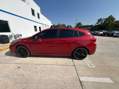 Used 2018 Subaru Impreza 2.0i Sport AWD/4WD image 28