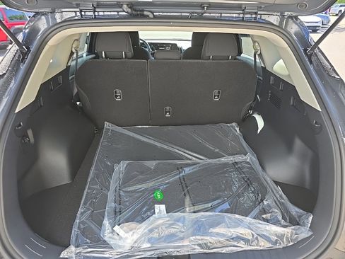 New 2025 Kia Sportage LX image 13