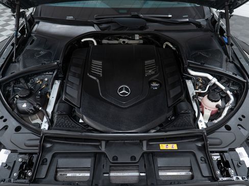 Certified 2023 Mercedes-Benz S 580 4MATIC Sedan image 9