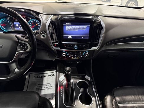 Used 2020 Chevrolet Traverse RS FWD image 24