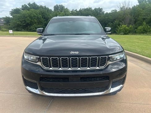 Used 2024 Jeep Grand Cherokee L Limited RWD image 8