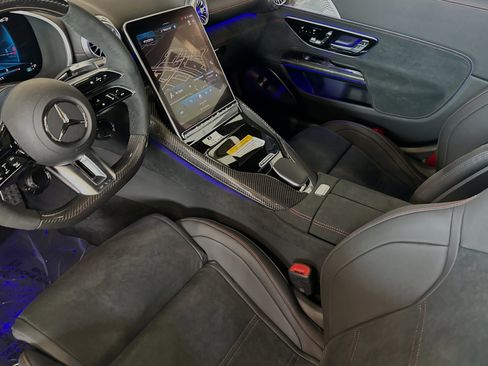 New 2024 Mercedes-Benz SL 63 AMG 4MATIC image 36