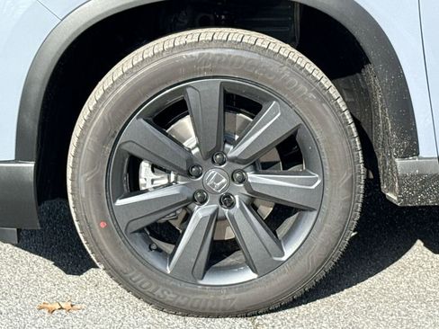 New 2026 Honda Pilot Sport image 18