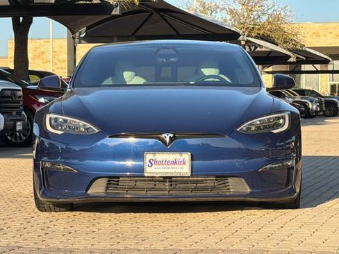 Used 2022 Tesla Model S Base image 2