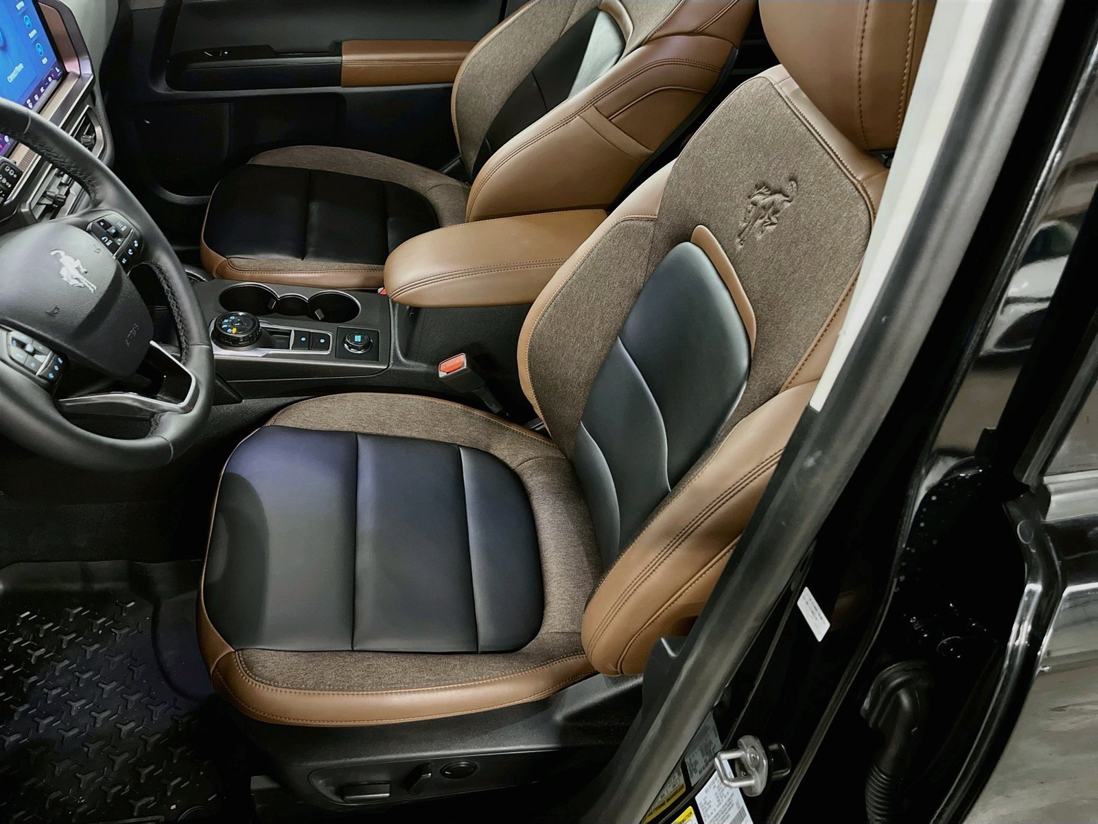 Used 2025 Ford Bronco Sport Outer Banks AWD/4WD image 18
