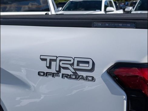 New 2025 Toyota Tacoma TRD Off-Road image 17
