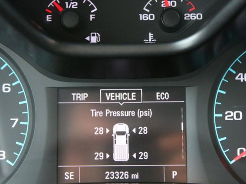 Used 2022 Chevrolet Colorado LT w/ Fleet Safety Package RWD image 21