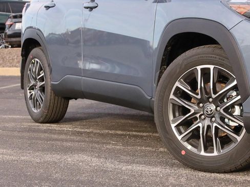 New 2026 Toyota Corolla Cross XLE image 4