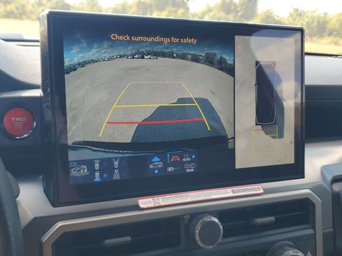 Certified 2025 Toyota 4Runner TRD Sport Premium image 30