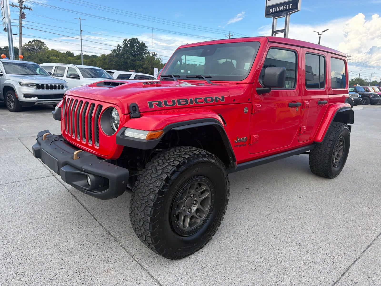 Used 2022 Jeep Wrangler Unlimited Rubicon w/ Xtreme Recon 35" Tire Package AWD/4WD image 1