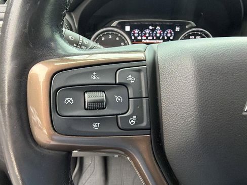 Used 2020 Chevrolet Silverado 1500 High Country w/ Technology Package AWD/4WD image 26