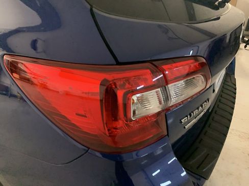 Used 2017 Subaru Outback 2.5i Touring image 11