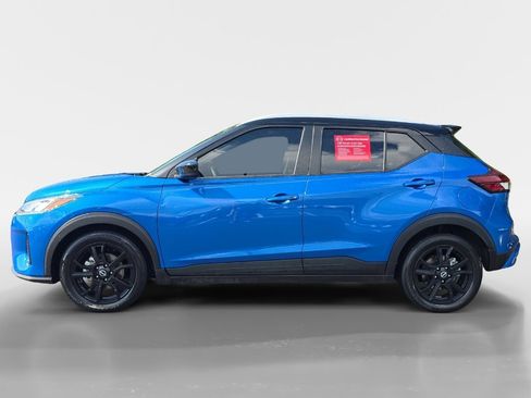 Certified 2024 Nissan Kicks SV image 2