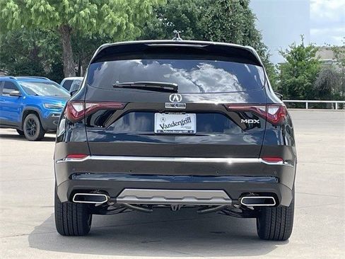 Certified 2025 Acura MDX FWD w/ Technology Package image 5