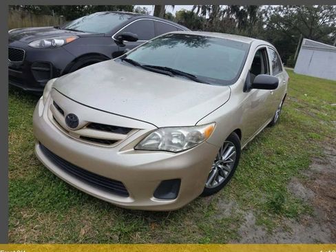 Used 2011 Toyota Corolla S image 1