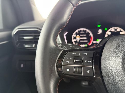 Used 2024 Honda Pilot Sport image 18