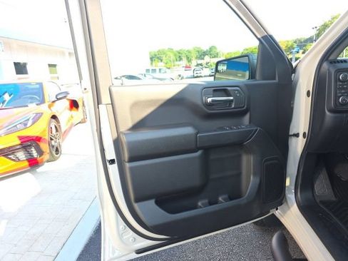 New 2026 Chevrolet Silverado 1500 Custom w/ Turbomax Blackout Package AWD/4WD image 15
