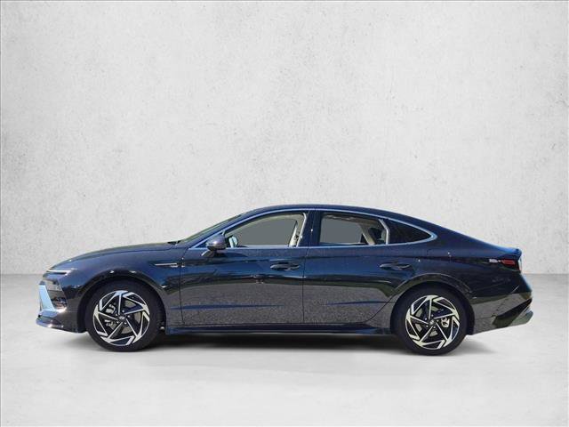 Used 2024 Hyundai Sonata SEL w/ Convenience Package FWD image 6