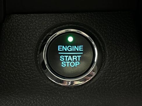 Used 2022 Ford F350 Lariat w/ Lariat Ultimate Package AWD/4WD image 31