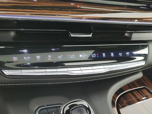 Used 2023 Cadillac Escalade Premium Luxury w/ LPO, Radiant Package AWD/4WD image 29