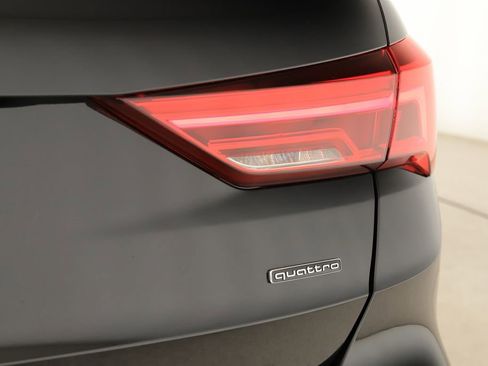 Certified 2025 Audi Q3 2.0T Premium Plus w/ Premium Plus Package image 31